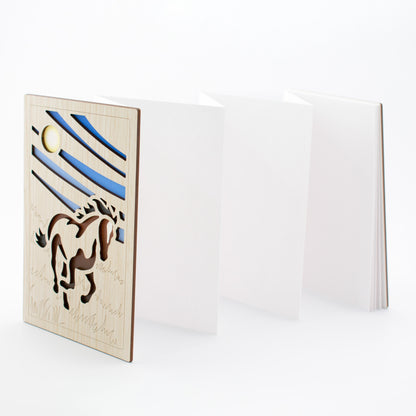 御朱印帳　幸運の左馬